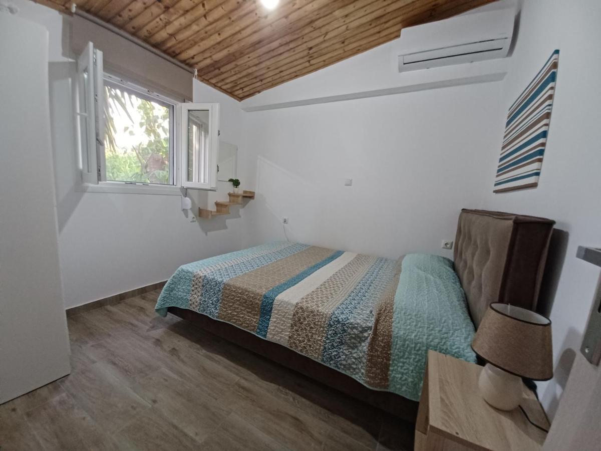 Beach House For Up To 9 People Near Olympia 카타콜론 외부 사진