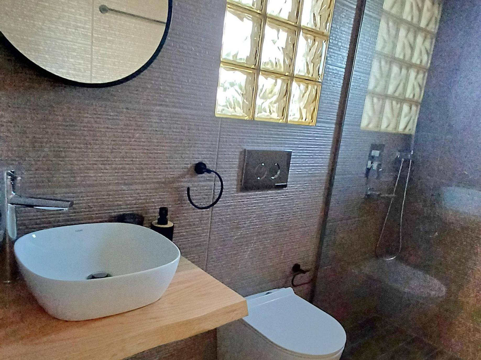 Beach House For Up To 9 People Near Olympia 카타콜론 외부 사진